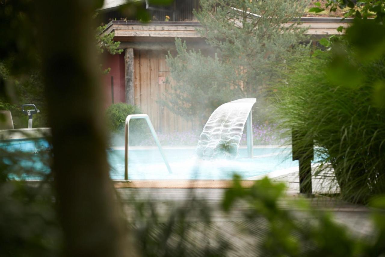 Hotel Bora Hotsparesort Radolfzell am Bodensee Exterior photo