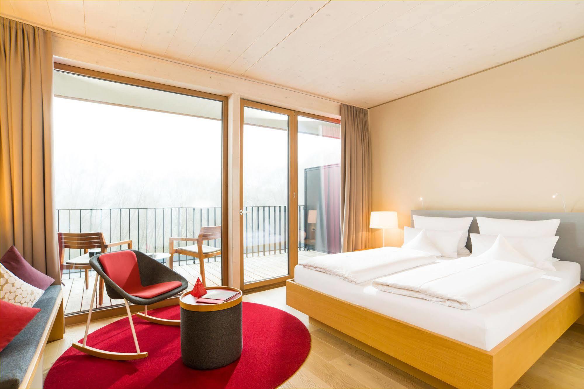 Hotel Bora Hotsparesort Radolfzell am Bodensee Exterior photo